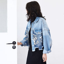 Load image into Gallery viewer, Women bat sleeve tassel short loose burr denim jacket Female Fashion new boyfrieds outwear 2019 Autumn Streetwear jean coat